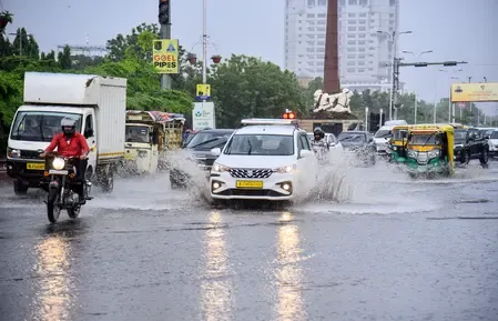 क्या राजस्थान में भारी बारिश का अलर्ट है? : अगले 48 घंटों में बाढ़ और जलभराव का खतरा, कई जिलों में स्कूल बंद