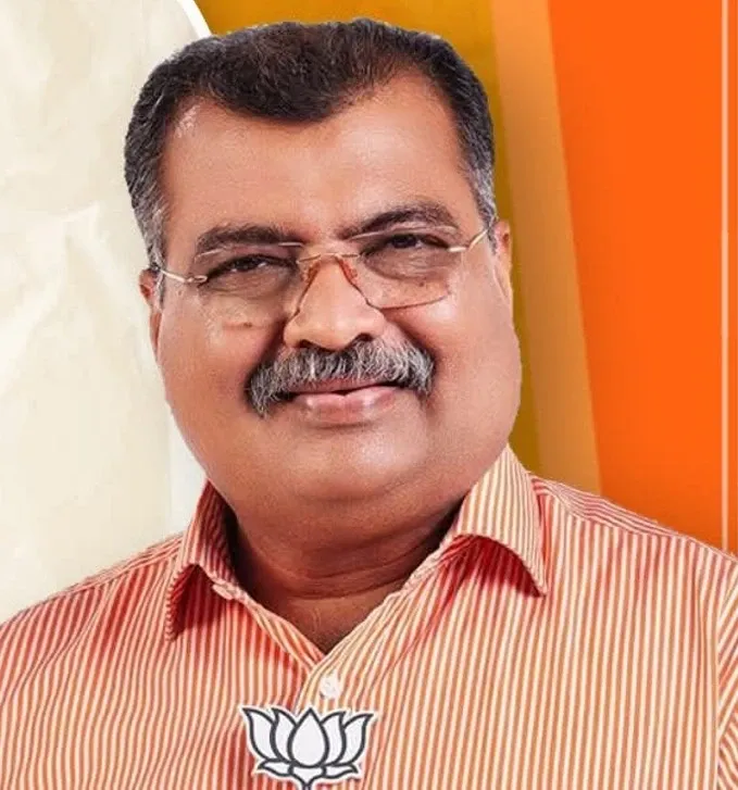 How did Ravindra Chavan become the unopposed Maharashtra BJP chief?
