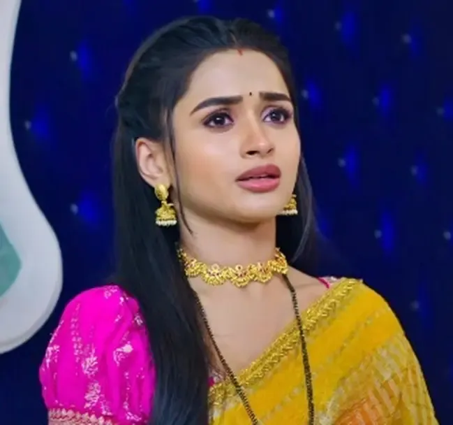 Eshaa Pathak from 'Rishto Se Bandhi Gauri' Reveals Her Summer Tips