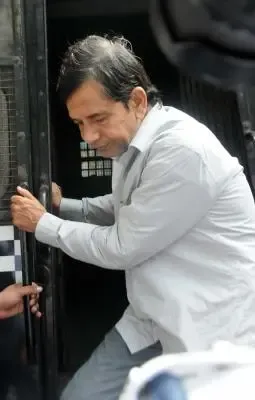 Were Saradha chit fund owner Sudipta Sen and director Debjani Mukherjee acquitted in three cases?