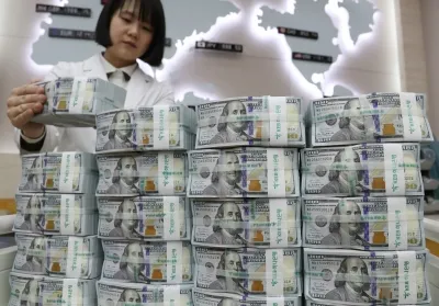 South Korean Stocks Climb Close to 1% as Tariff Concerns Ease; Won Hits Four-Month High