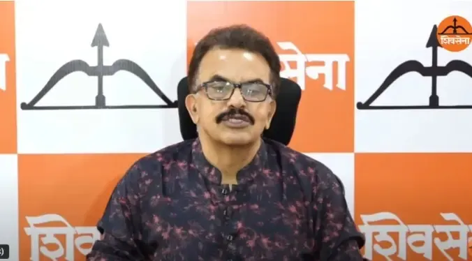 Sanjay Nirupam Issues Warning to Shiv Sena UBT and Congress Over 'Waqf Scams'