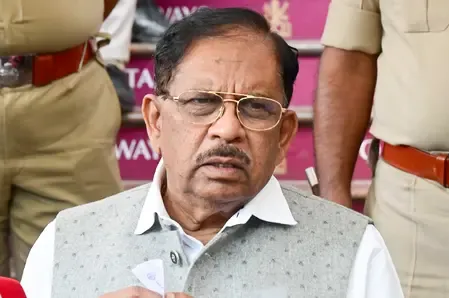 Does the Siddaramaiah government lack funds?