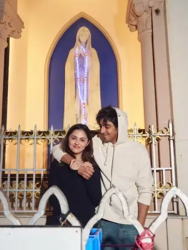 Ahaan Panday & Aneet Padda say 'thank you for letting us in' as Saiyaara marks 50 days of release
