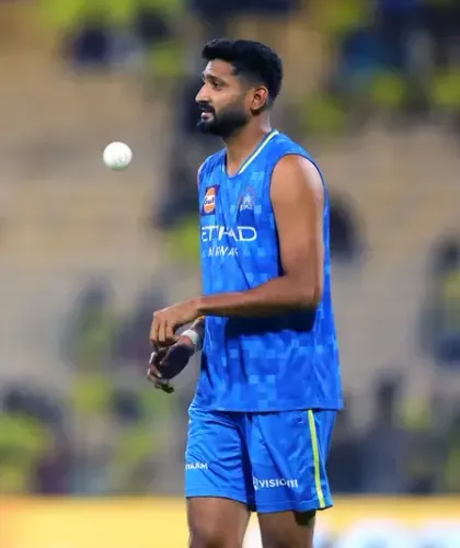 Essex signs Khaleel Ahmed for County Championship and One-Day Cup games until end of season