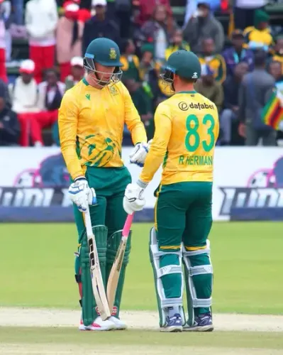 T20I Tri-series: South Africa sail into final with seven-wicket win over Zimbabwe