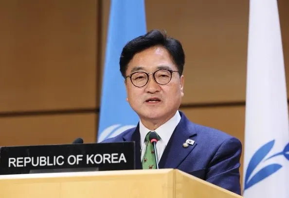 Should South Korea Keep Dialogue Channels Open with North Korea?