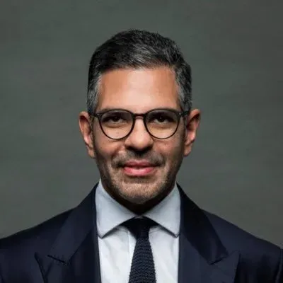 How Did Sunjay Kapur Become a Visionary Advocate for India's Manufacturing and Mobility Sectors?