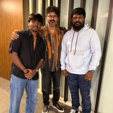 Surya Sethupathi pens adorable note of gratitude to Vijay after latter watches his film 'Phoenix' 