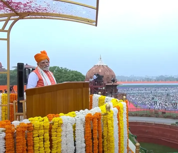 क्या पीएम मोदी ने लाल किले से स्वतंत्रता दिवस पर सुरक्षा और आत्मनिर्भरता के 15 संकल्पों की बात की?
