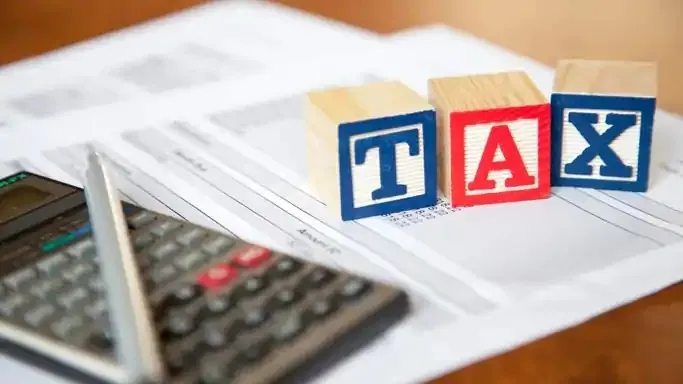 Tax Reductions Expected to Boost Discretionary Spending Among Salaried Workers: Report