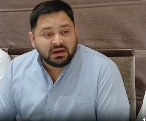 Why is Tejashwi Yadav Criticizing Nitish Kumar's Silence on Reservation?