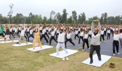 क्या उत्तर प्रदेश में स्वस्थ जीवन का संदेश देते हुए योग दिवस मनाया गया?