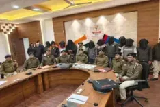 13 criminals from two gangs arrested in Jharkhand's Ramgarh for extortion