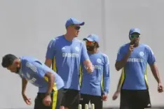 3rd Test: Bowlers have to work on leaking runs between 50-80 overs, admits Morkel