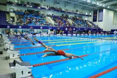 How did the 78th Senior National Aquatic Championship kick off with record-breaking performances?
