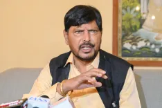क्या 'आरोग्य फेस्ट 2025' का समापन केंद्रीय राज्यमंत्री आठवले की मौजूदगी में हुआ?