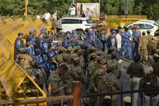 After disrupting Delhi-Noida traffic, farmers retreat to Prerna Sthal (Lead)