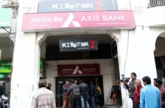 Did Axis Bank Experience a 4% YoY Drop in Net Profit for Q1?