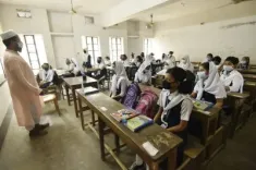 बांग्लादेश में कोविड से दो और लोगों की मौत, 15 नए मामले सामने आए
