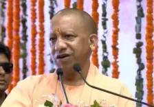 'भैंसा गाड़ी नहीं, बुलेट ट्रेन' है डबल इंजन की सरकार : सीएम योगी आदित्यनाथ 