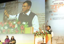 क्या भारत को विकसित बनाने में युवाओं की भूमिका महत्वपूर्ण है? : मनसुख मांडविया