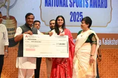 What is the Bhogeswar Baruah National Best Sportsperson Award?