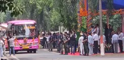 क्या बिहार के मुख्यमंत्री नीतीश कुमार ने महिलाओं को तोहफा दिया? 80 पिंक बस सेवा शुरू!