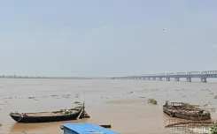 क्या बिहार में गंगा सहित कई नदियां उफान पर हैं, दियारा इलाकों में क्यों बढ़ी परेशानी?