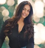क्या नीतू चंद्रा बॉलीवुड की पहली ब्लैक बेल्ट एक्ट्रेस हैं? विवादों से भरे सफर का जिक्र