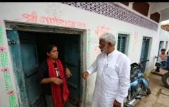 क्या जलशक्ति मंत्री ने बुंदेलखंड में एक दर्जन से अधिक गांवों का निरीक्षण किया?