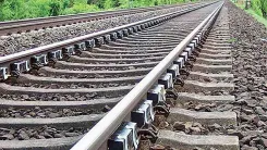 What railway projects worth Rs 11,169 crore has the Cabinet approved?