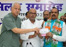 क्या भाजपा ने चुनाव आयोग को 'हाईजैक' किया? : प्रणव झा