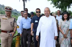 What Development Projects Did CM Kumar Unveil in Muzaffarpur?