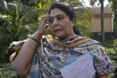 How is Congress MP Supporting J&K CM's Efforts to Revitalize Tourism in Kashmir?