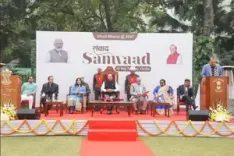 Delhi L-G interacts with 600 elderly for grievance redressal 