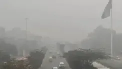 Delhi's air quality in 'very poor' category,  cold wave persist
