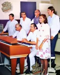 क्या आपने 'एक दिन बिक जाएगा' गाने की रिकॉर्डिंग से जुड़ी राज कपूर की दुर्लभ तस्वीर देखी?