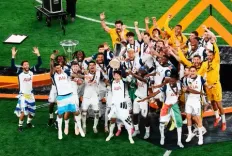 Europa League: Spurs beat Man Utd to lift first trophy in 17 years