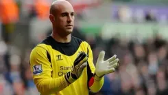 Former Liverpool goalkeeper Pepe Reina announces retirement