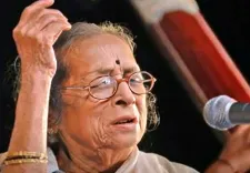 क्या गंगूबाई हंगल ने ‘गानेवाली’ कहकर ताने सुनने के बावजूद शास्त्रीय संगीत में अद्वितीय स्थान बनाया?