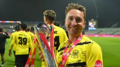 Why is Tom Smith Retiring from Gloucestershire Cricket?