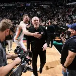 Gregg Popovich steps down as Spurs head coach; to serve as team's President