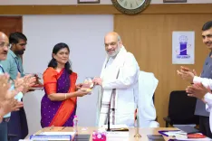 How is Gujarat Modernizing Libraries for Digital Access?