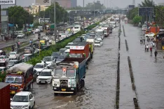 क्या गुरुग्राम में भारी बारिश के बाद जलभराव की समस्या गंभीर है?