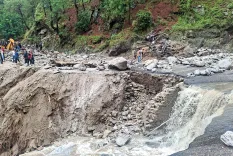 Is Himachal Facing a Monsoon Crisis? 1 Dead, Several Missing in Mandi Due to Cloudbursts and Landslides