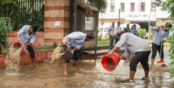 क्या दिल्ली-एनसीआर में भारी बारिश के कारण जलभराव और उड़ानों में देरी हुई?