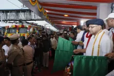 क्या हैदराबाद-जोधपुर एक्सप्रेस ट्रेन को हरी झंडी दिखाकर रवाना किया गया?