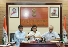 क्या आईएमसी 2025 केवल 5जी, एआई के बारे में नहीं; किसानों, छात्रों, एमएसएमई के बारे में भी होगा?