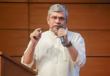 क्या वित्त वर्ष 2026 में मोबाइल निर्यात की शुरुआत है शानदार?
